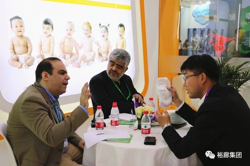 展会毛总.jpg